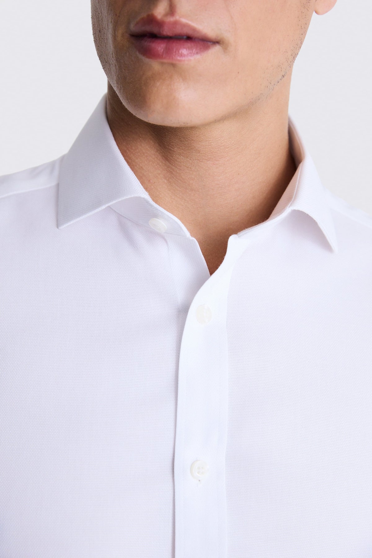 Tailored Fit White Royal Oxford Non-Iron Cotton Shirt